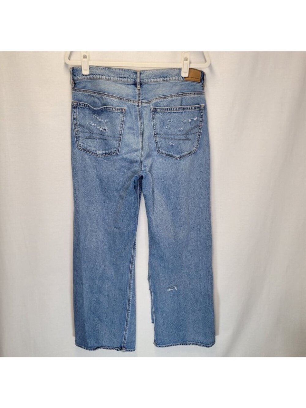 American Eagle Women's Size 12 Jeans Low Rise Skater Jean Distressed Destroyed - Picture 2 of 9